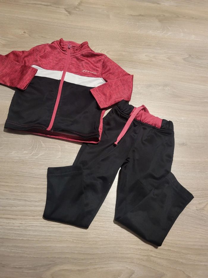 Survêtement veste et jogging rose et noir fille energetics 4 ans