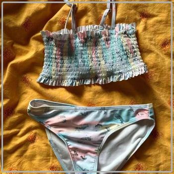 Maillot de bain neuf  12ans fille