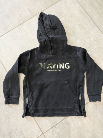 Sweat capuche 4 ans noir