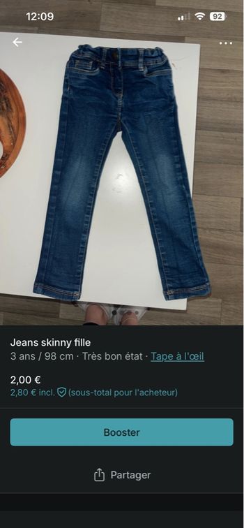 Jeans tape à l’œil bébé fille