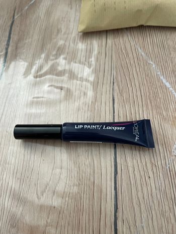 Rouge à lèvres bleu marine n°7