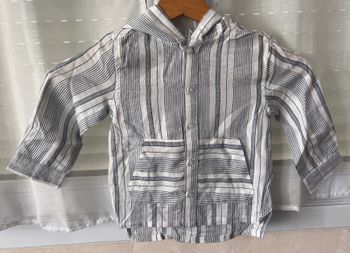 Chemise a capuche 12-18mois ZY