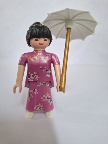 Figurine Playmobil femme japonaise