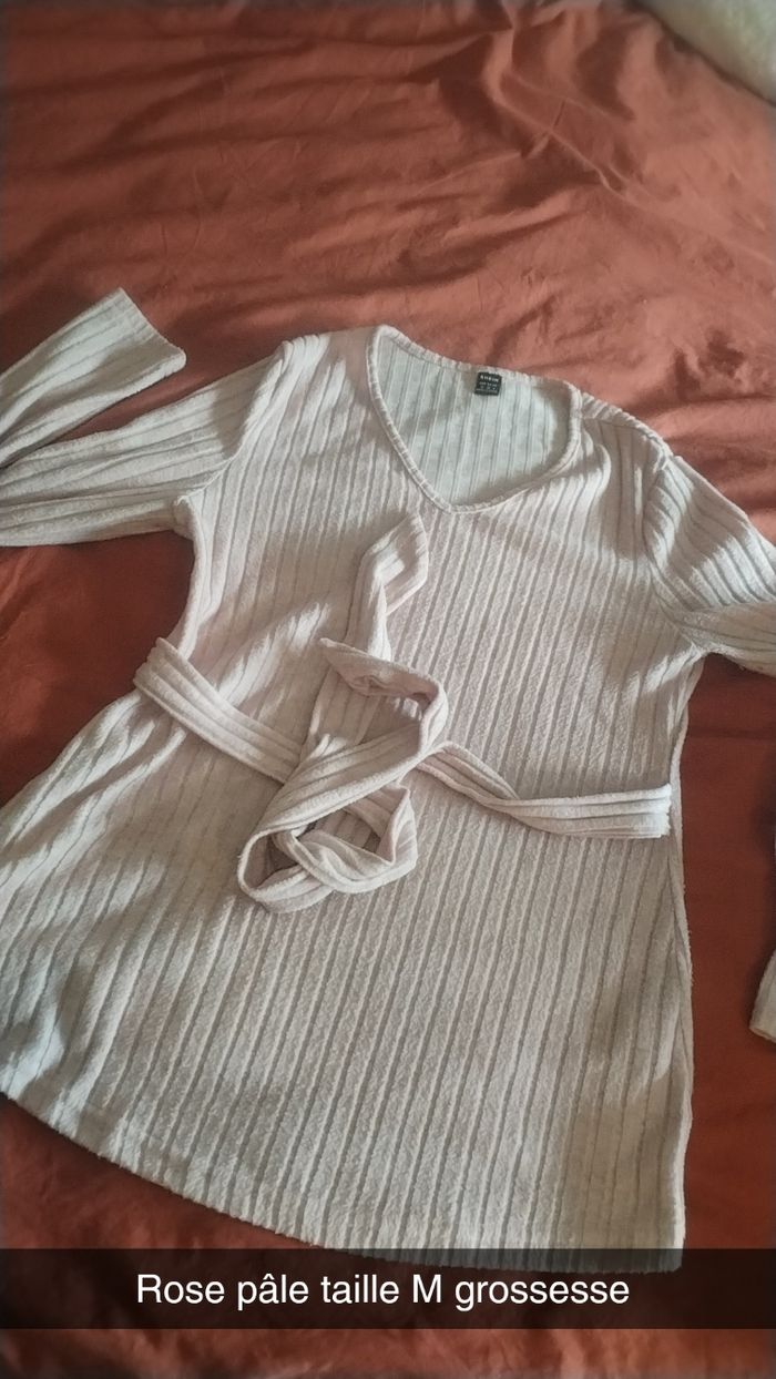 Lot vêtements grossesse - photo numéro 2