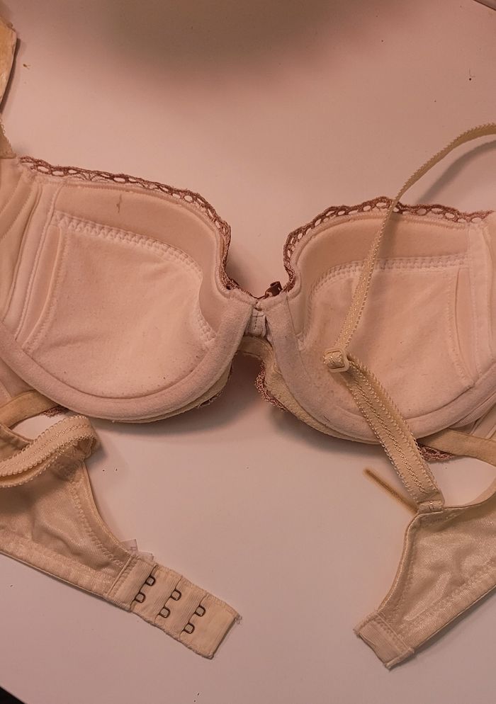 Soutien gorge taille 75B - photo numéro 3