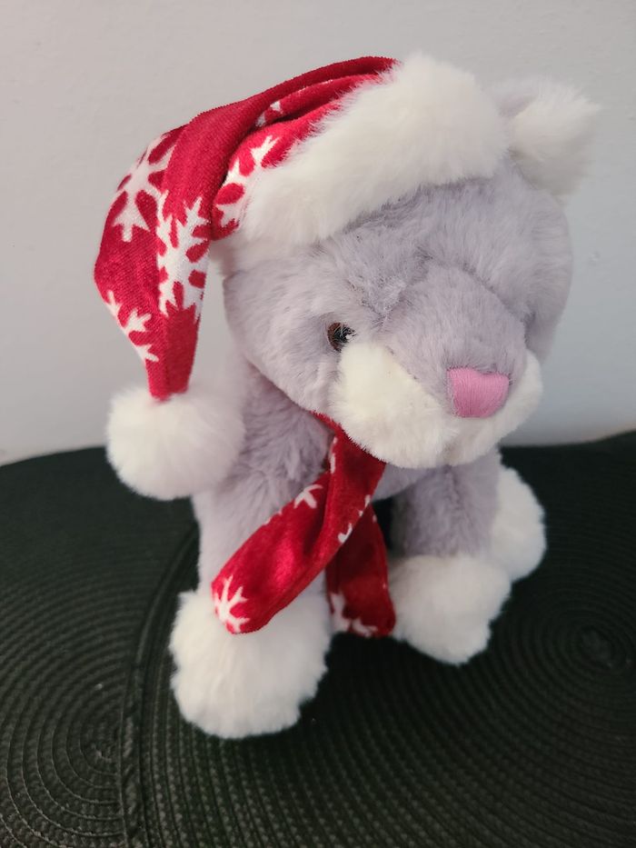 Peluche chat FRANCOISE SAGET Noel bonnet écharpe rouge gris 22 cm - photo numéro 3