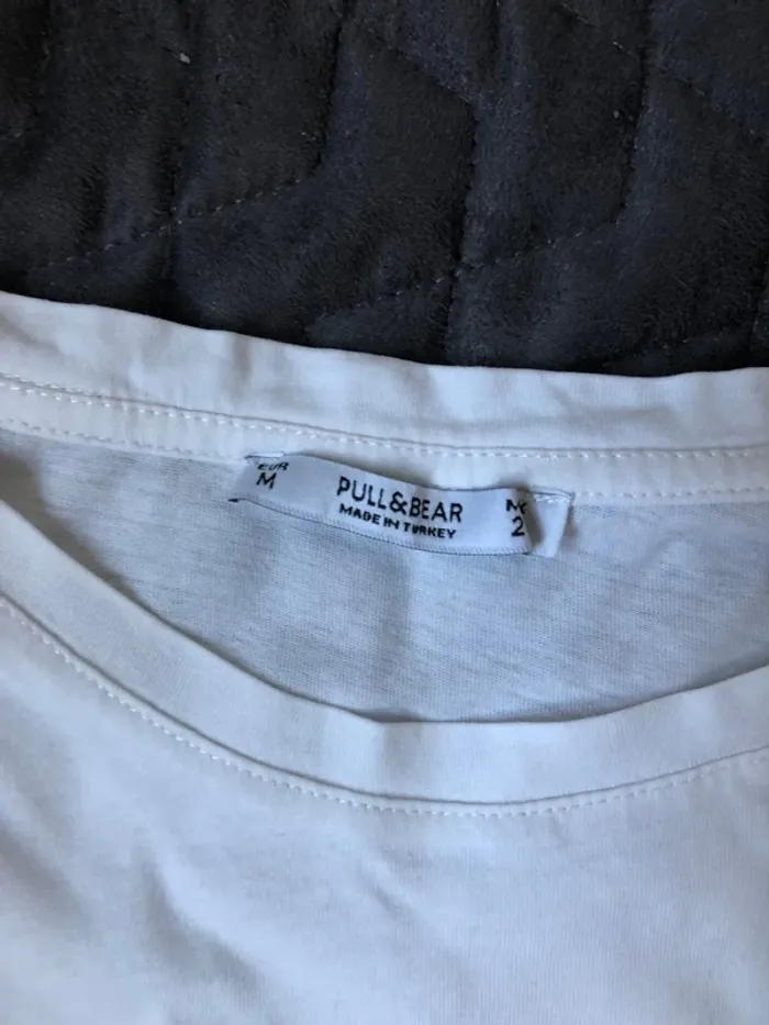 T-shirt Pull & Bear en taille M - photo numéro 2