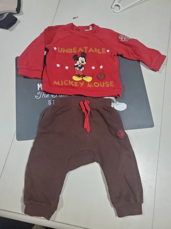 Ensemble Mickey