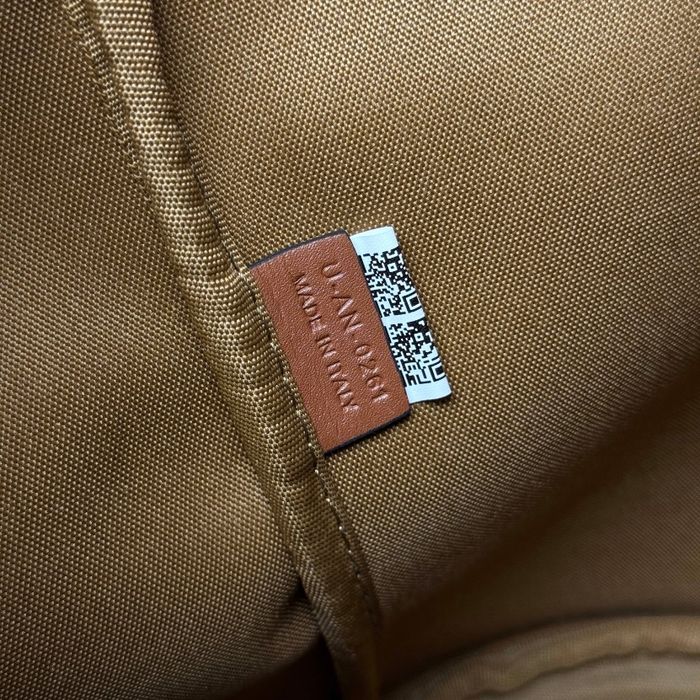 CELINE  121 - photo numéro 9