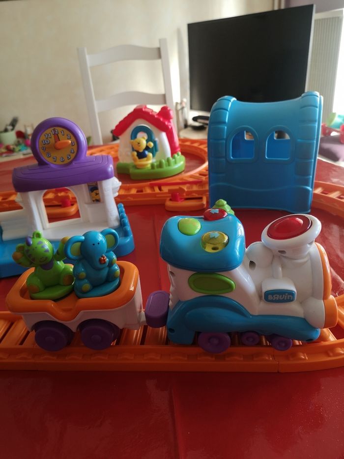 Jouet Circuit petit train Bruin Toys rus 12mois - photo numéro 2