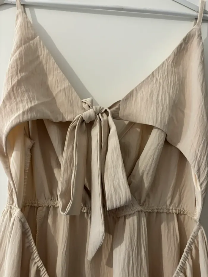 Jolie robe d’été beige femme taille XL - photo numéro 3