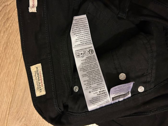 Jean LEVIS 724 Taille haute Droit Noir - photo numéro 6