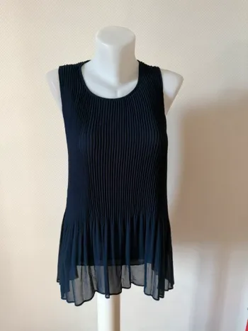 Blouse bleu marine en très bon état taille S Zara
