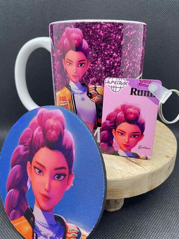 🔥 Coffret Rumi – K-pop Demon Hunters – Mug + dessous de tasse + porte-clé | Idée cadeau fan