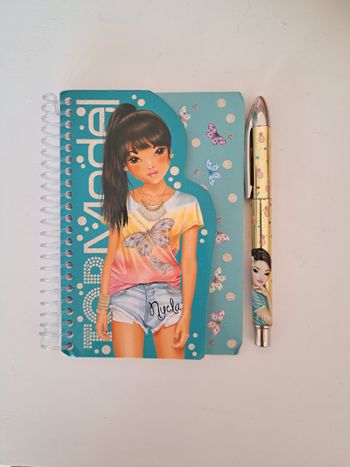 🌸Carnet et stylo Topmodel 🌸