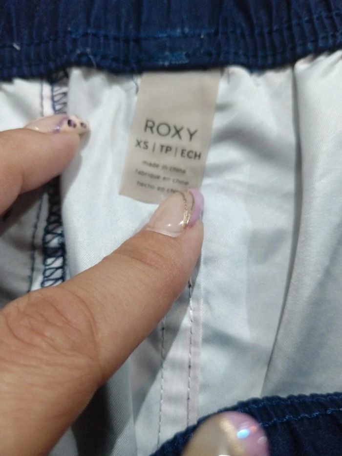C58 short marine Roxy XS - photo numéro 3