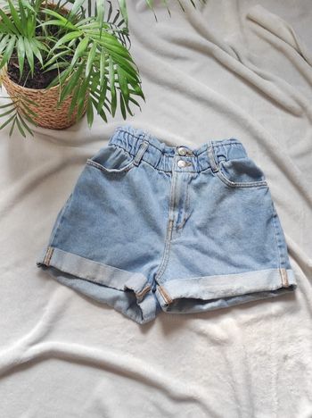 Short jeans