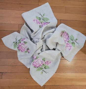 Nappe en lin et ses quatre serviettes