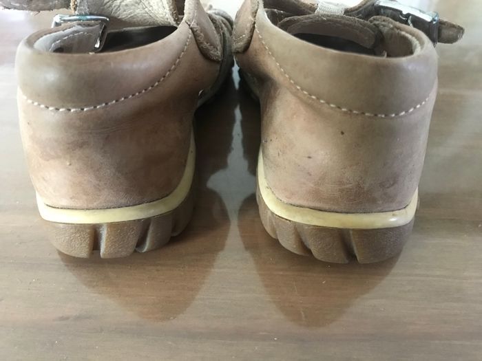 Chaussures premiers pas marron/beige Petits petons Pointure 22 - photo numéro 2