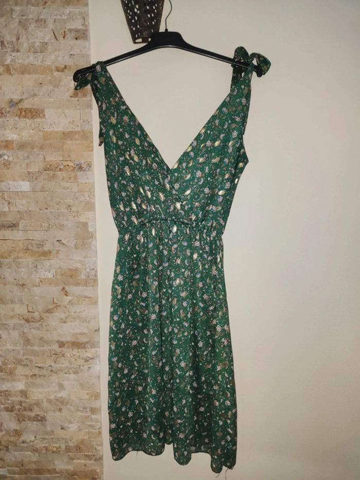 Robe légère verte fleurie dorure - photo numéro 1