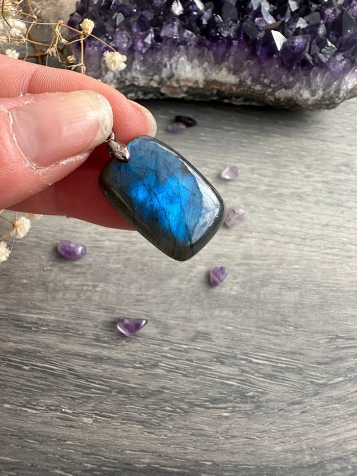 Pendentif en labradorite véritable de Madagascar – Pierre naturelle - photo numéro 8