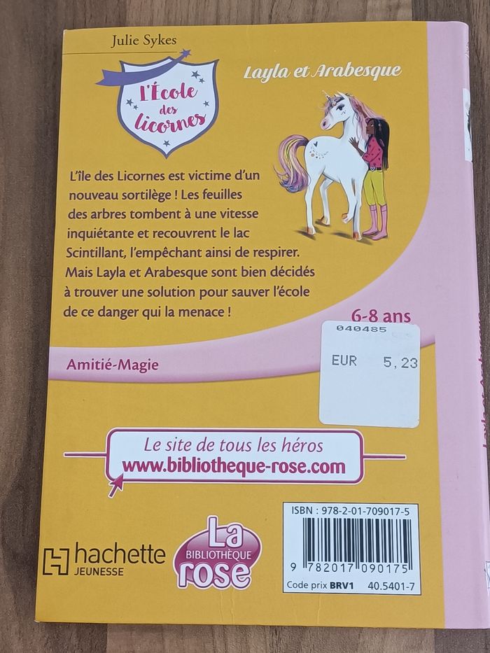 Livre École des licornes 🦄 tome 5 Layla et Arabesque - photo numéro 2