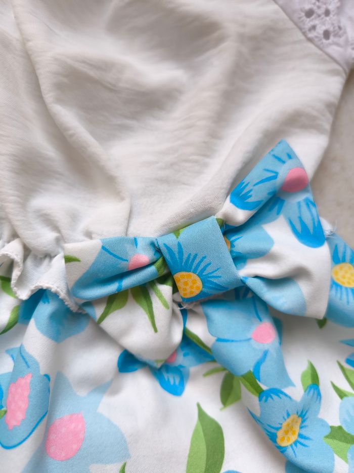 Robe fleurie - photo numéro 2