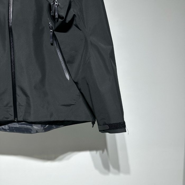 Veste Arcteryx, neuve, jamais portée, taille M - photo numéro 5