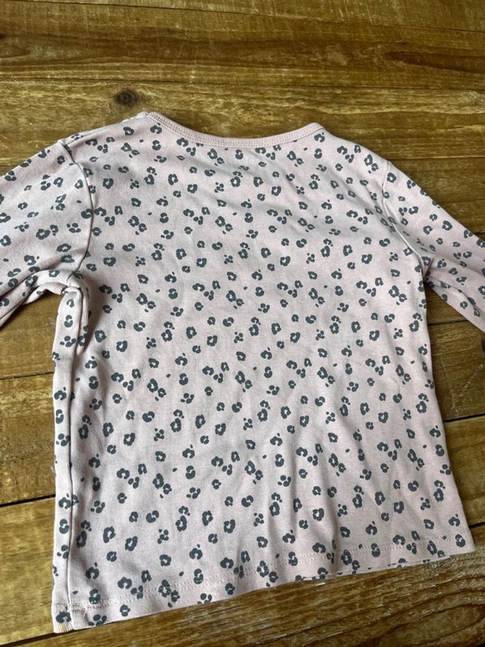 Tshirt 2 ans - photo numéro 7