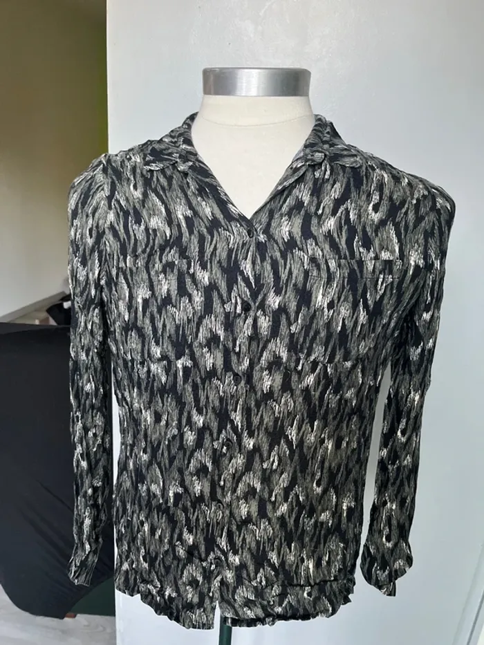 Blouse à motifs - photo numéro 3
