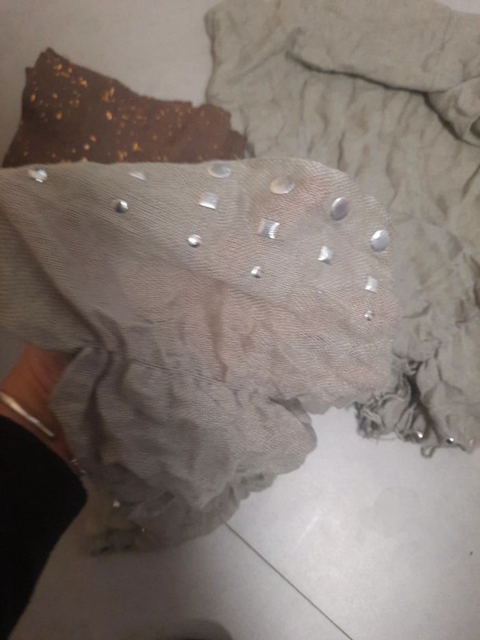 Lot 2 echarpe tissus - photo numéro 3