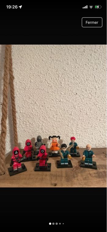 Lot de 8 figurines Squid game