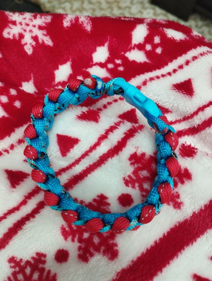 Bracelet de survie paracorde homme fait main - photo numéro 4