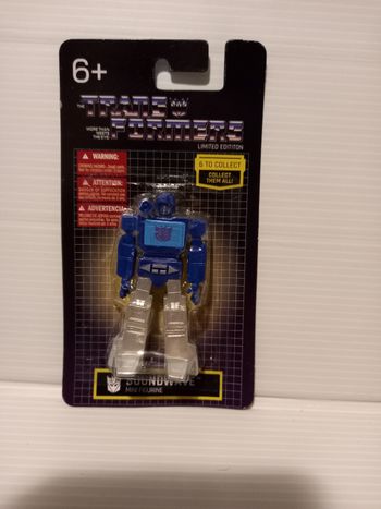 Transformers mini figurine