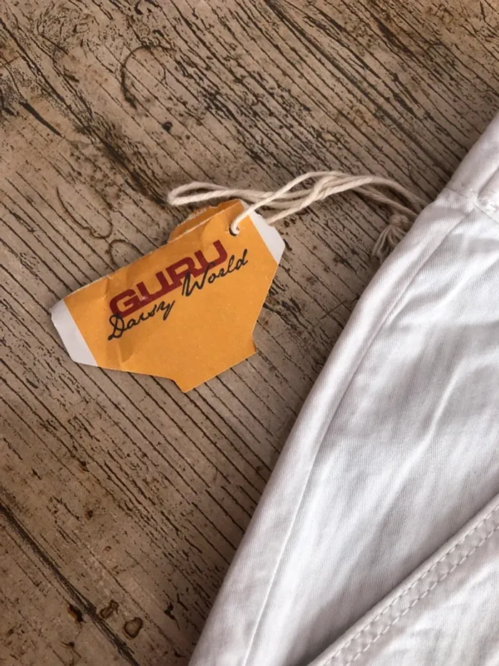 Short blanc Guru - photo numéro 4