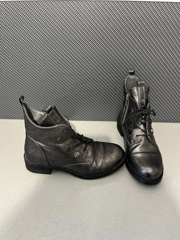 Chaussures montantes