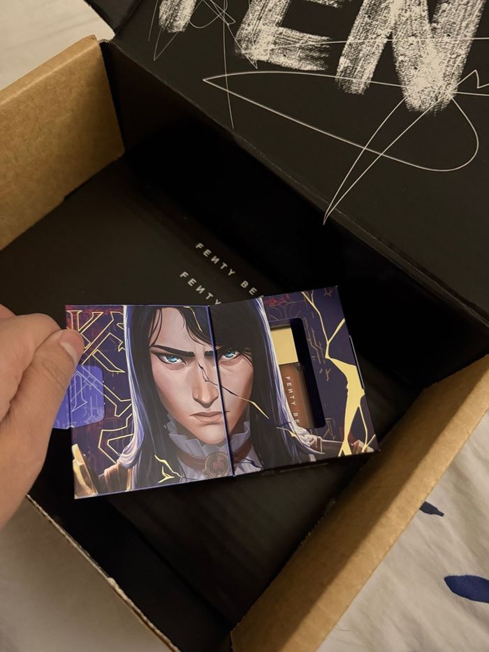 Arcane Gloss Bomb Universal Lip Luminizer – League of Legends x Fenty Beauty - photo numéro 7