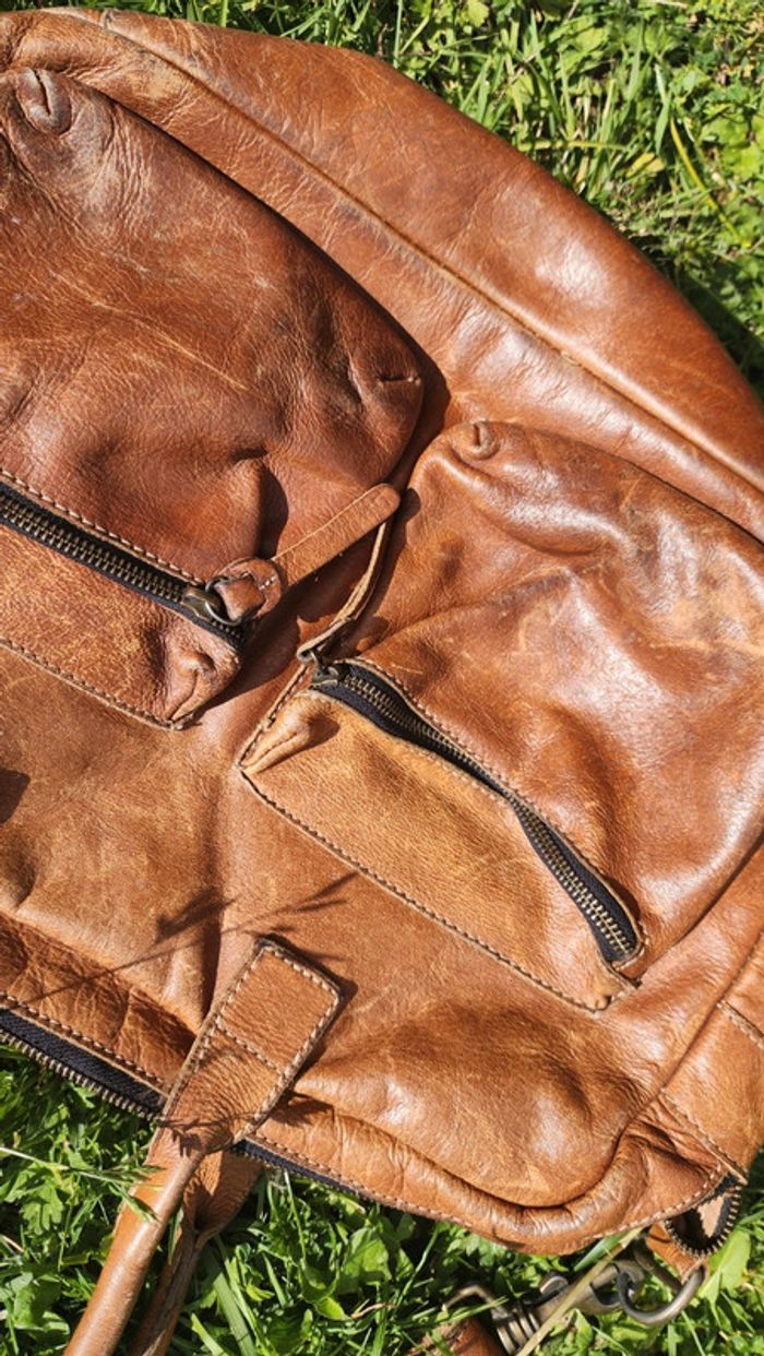 Joli sac en cuir vintage - photo numéro 4