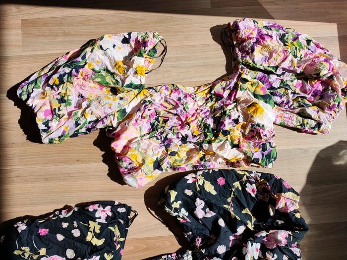 top à manches bouffantes fleuri lot de 2 h&m neuf taille XL - photo numéro 5