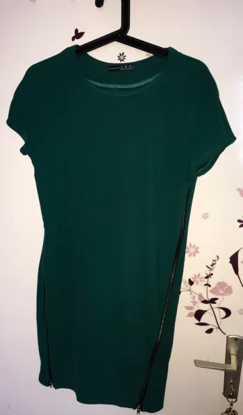 Robe verte foncé