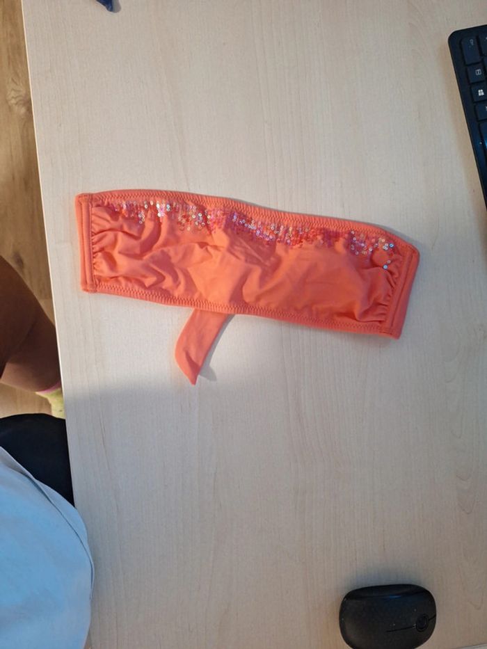 Haut de maillot de bain sans bretelles - photo numéro 2
