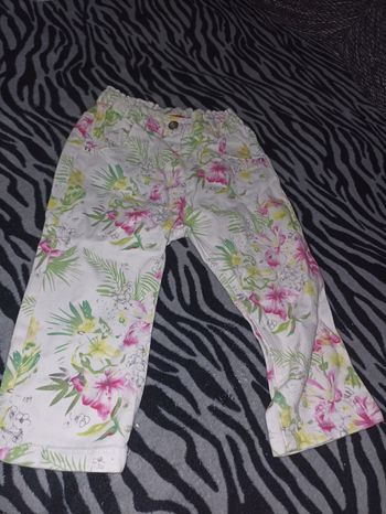 Jeans a fleurs 18 mois