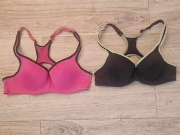 2 brassières sport 90B
