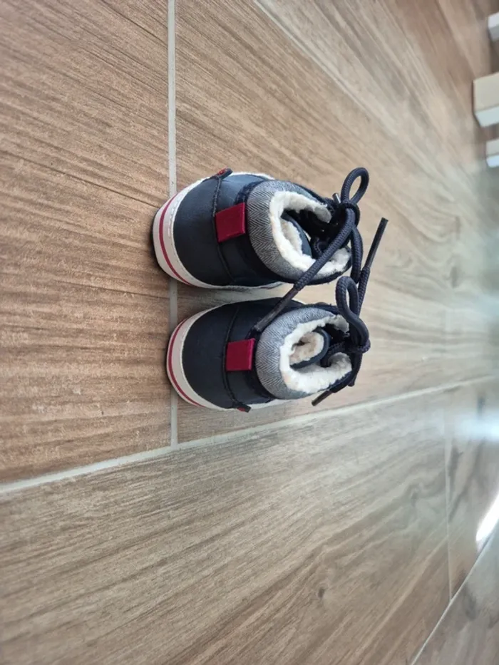 Chaussures bébé 1/6 mois - photo numéro 2
