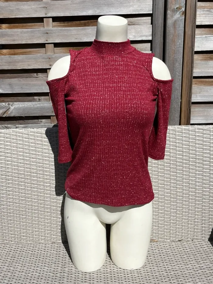 Tee shirt épaules dénudées