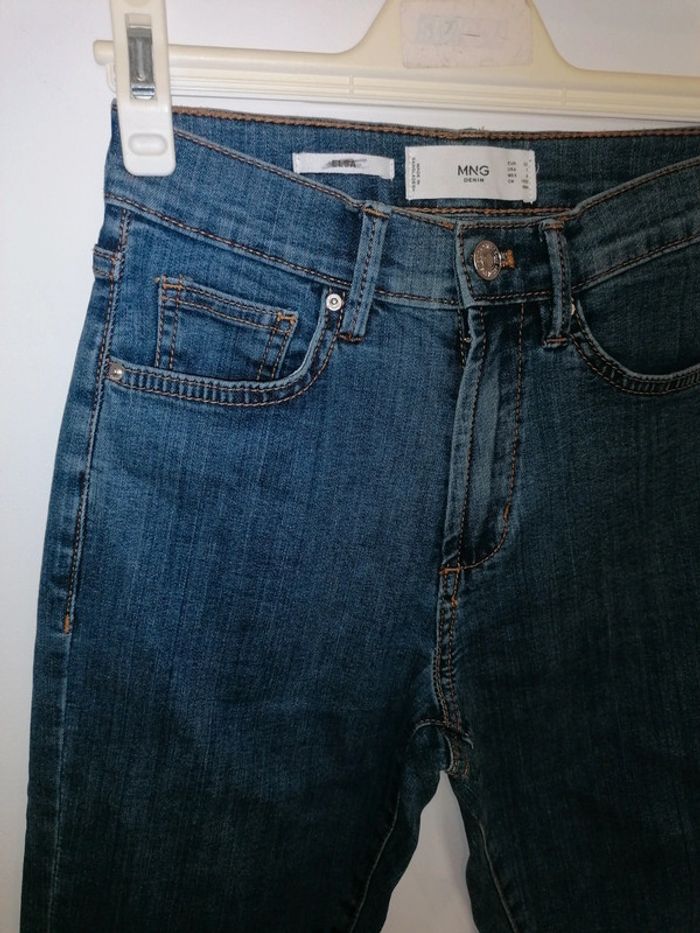 Jeans MNG taille haute Eur32 ou 158cm - photo numéro 2