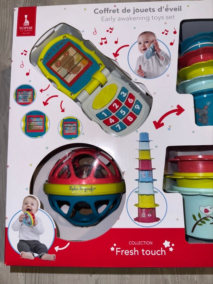 Coffret d éveil Sophie la girafe neuf - photo numéro 6