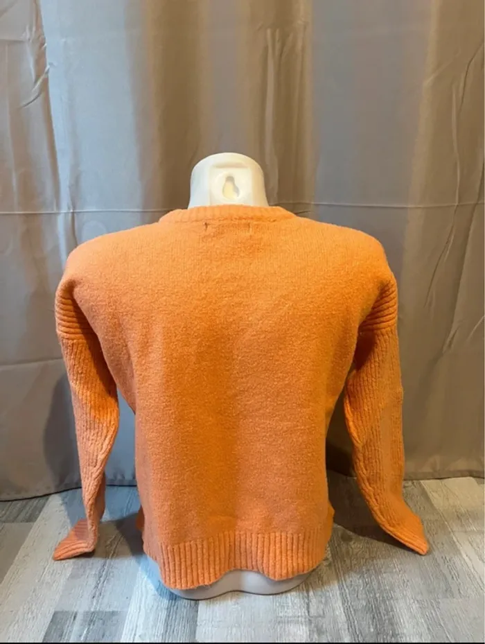 Pull orange Bershka taille XS - photo numéro 2
