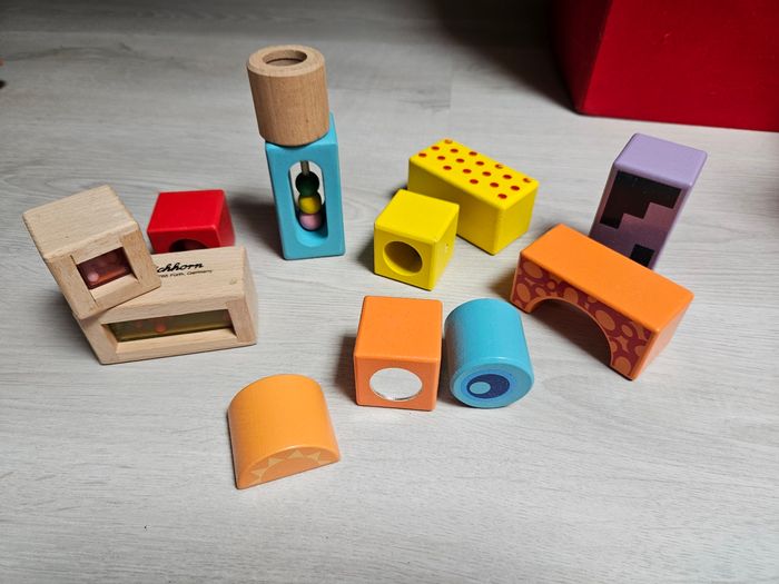 Blocs en bois sensorielle