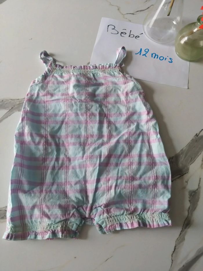 Combinaison bébé fille de 9 à 12 mois in extenso